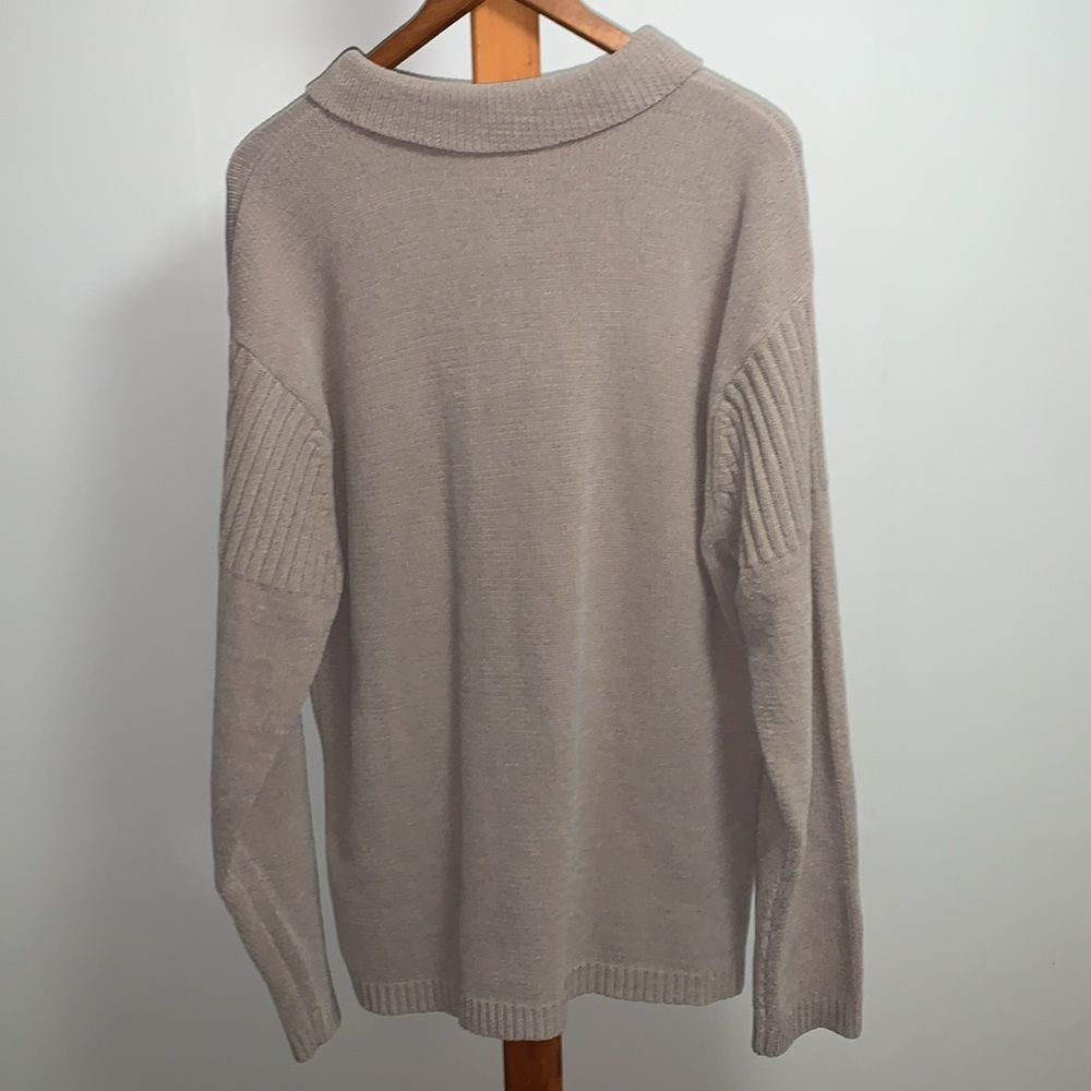 Eclectic Grandpa Acrylic Knit Sweater with Buttoned Collar, Size Men’s Large - Picture 4 of 9